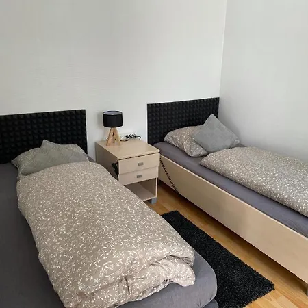 מלון - Simple & Modern פדבורג